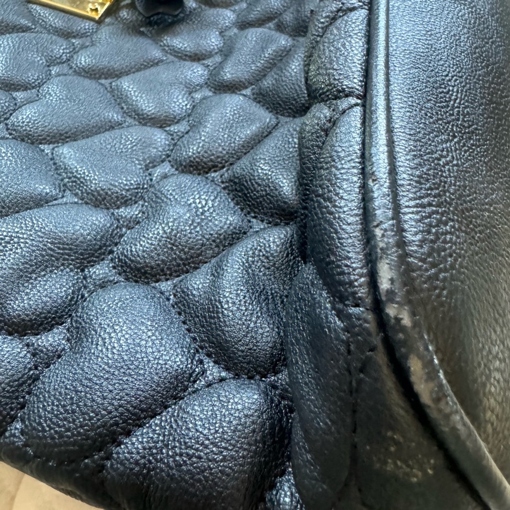 Betsy Johnson quilted hearts purse - Picture 12 of 16